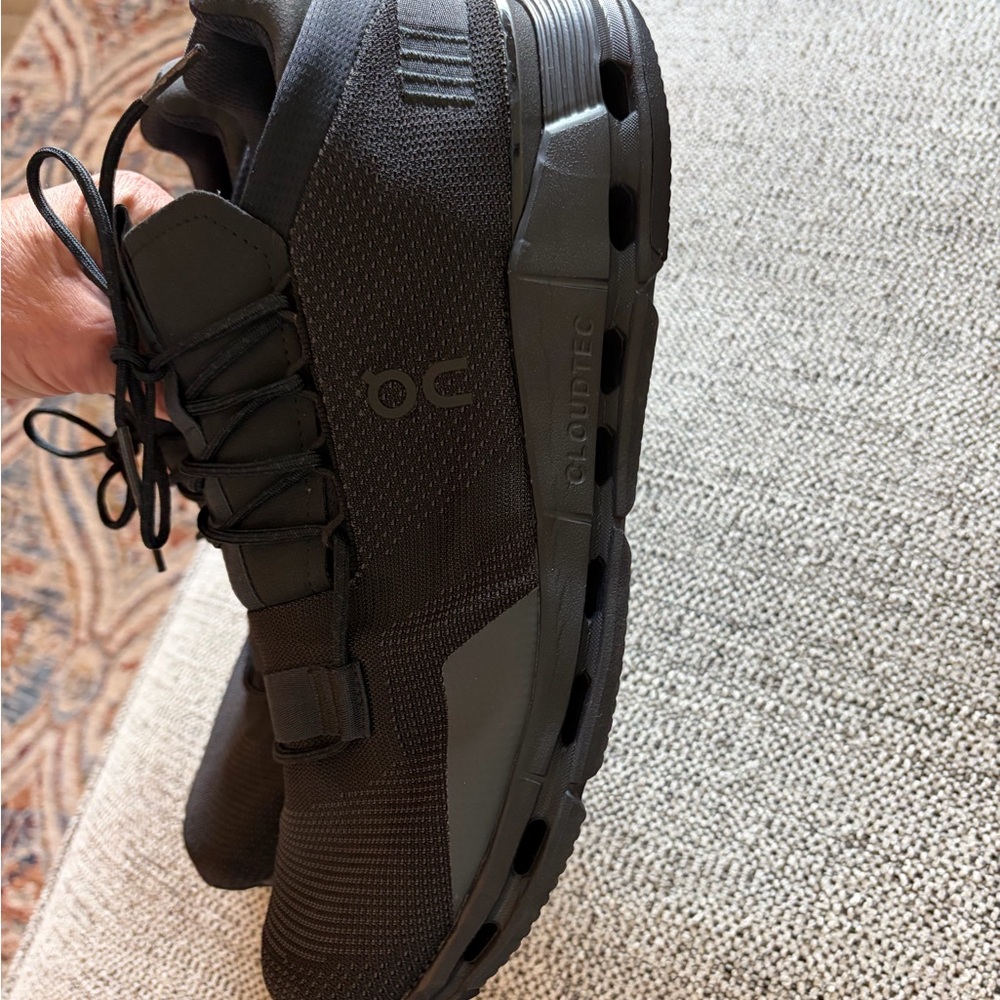 On Cloudnova 2 sneakers in an all-black colorway men’s size 13 - Picture 10 of 10